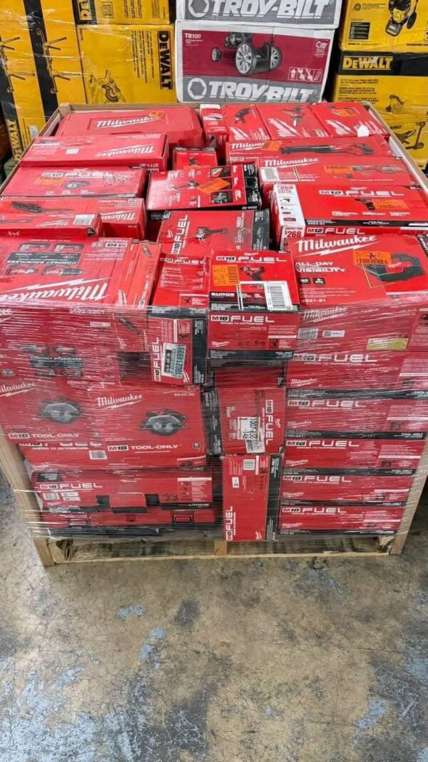 Milwaukee power tools pallets - Image 5